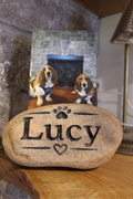 Personalized Mini Stone Photo Holder – Engraved River Rock Place Card & Table Number Stand